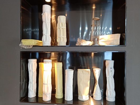 거꾸로 된 흡진장치를 위한 폴리에스테르 PPS 노멕스 P84 스타 주름형 필터 가방