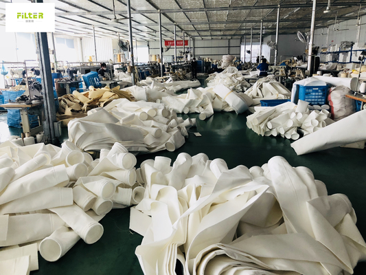먼지 수집가를 위한 폴리에스테 정전기 방지 여과 백 550GSM PTFE 막